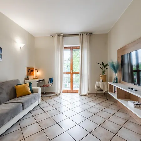 Appartamento The Circle - Ampio Sui Navigli - Self-check In Milano