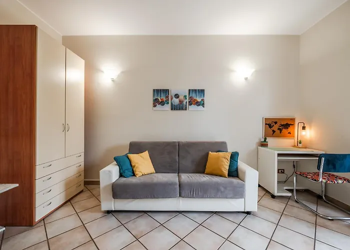 The Circle - Ampio Sui Navigli - Self-check In 아파트